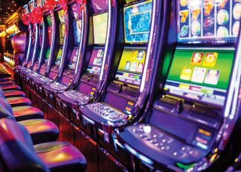 Spaces At Online Casino Vs Live Slot Machines