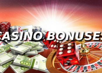 How does a sticky bonus differ from a non-sticky bonus of the casino?