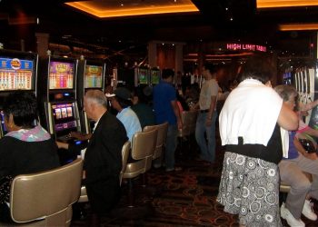 All You Should Know About Playing in a Live Casino As A Beginner